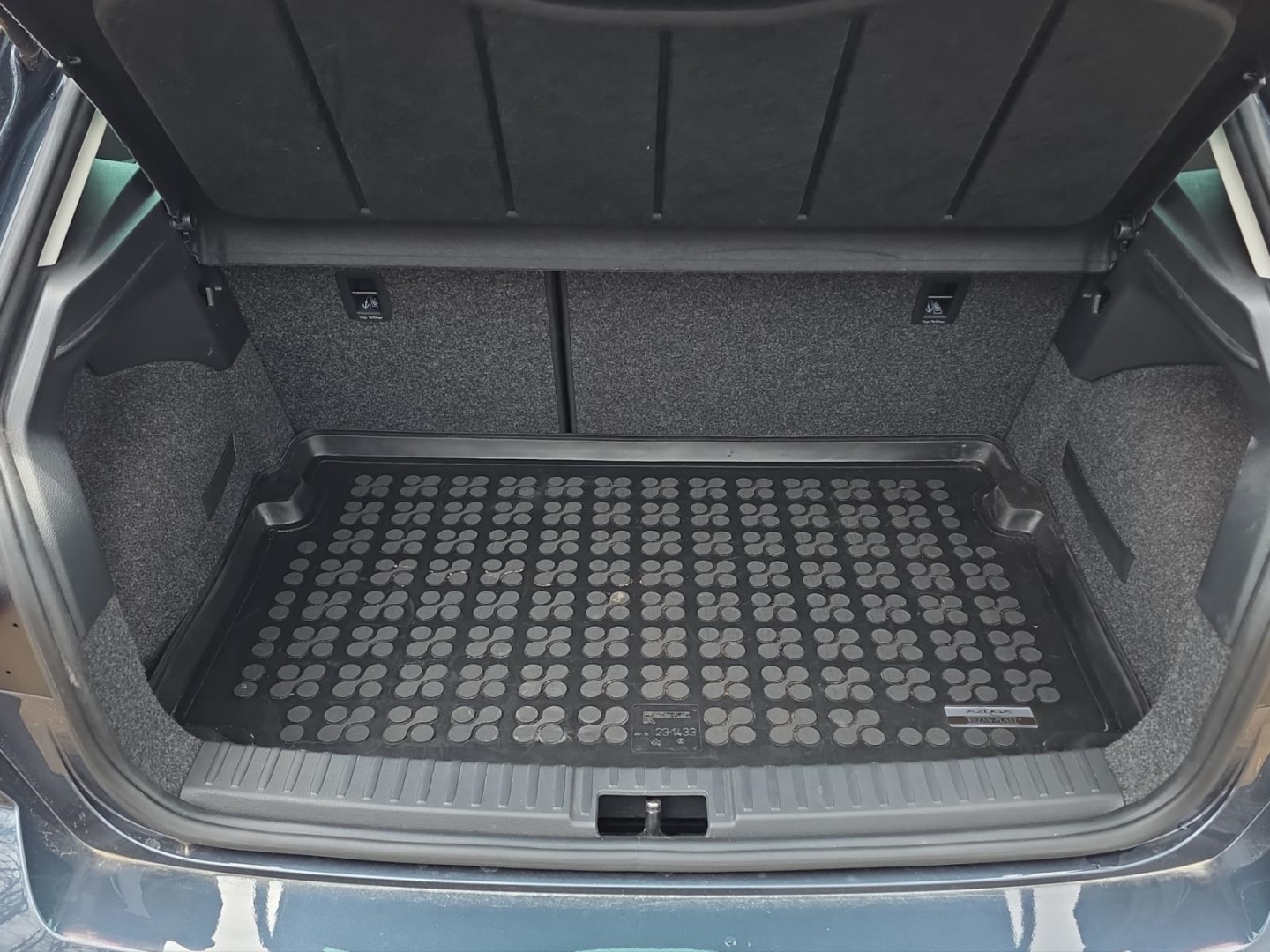 Seat Ibiza Style 1.0 TSI, Klimaautom.,Rückfahrk., SmartLink, DAB, magnetic tech grau – Bild 12