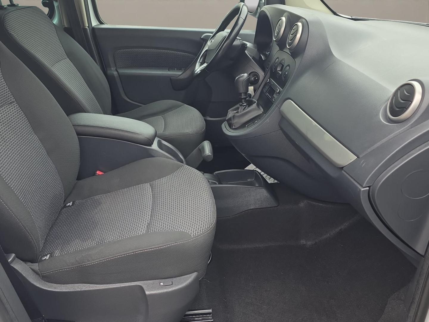 Mercedes-Benz Citan CDI 1.5 CDI, Climatronic,Sitzheizung,Parksensoren, arktikweiss – Bild 9