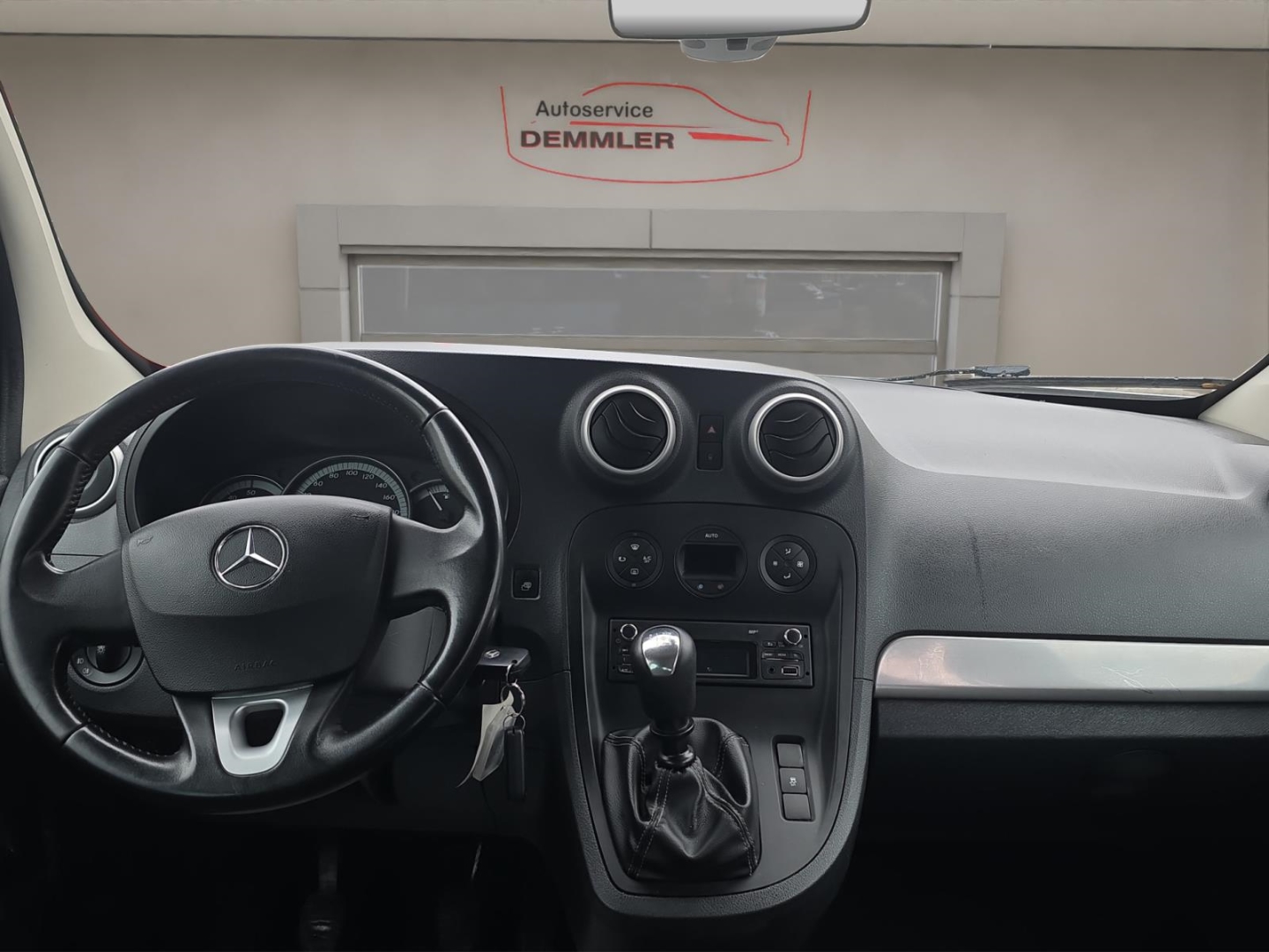 Mercedes-Benz Citan CDI 1.5 CDI, Climatronic,Sitzheizung,Parksensoren, arktikweiss – Bild 11