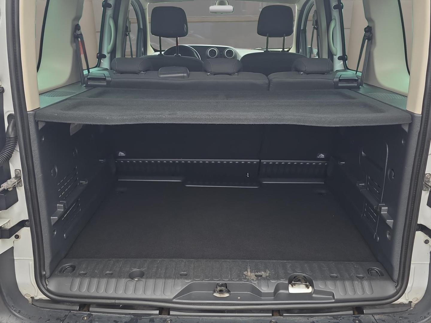 Mercedes-Benz Citan CDI 1.5 CDI, Climatronic,Sitzheizung,Parksensoren, arktikweiss – Bild 12