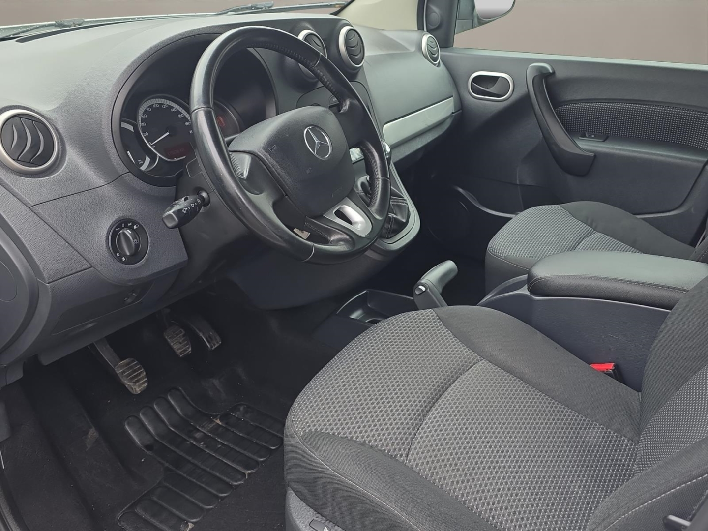 Mercedes-Benz Citan CDI 1.5 CDI, Climatronic,Sitzheizung,Parksensoren, arktikweiss – Bild 13