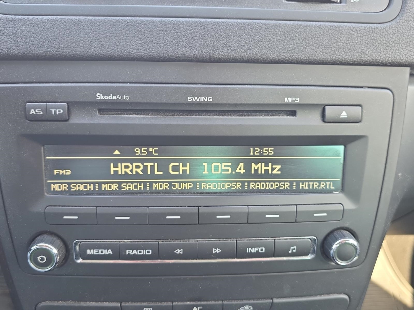 Skoda Yeti Plus Edition 4x4,Klima Sitzheizung,Parksensoren, pacific-blau – Bild 16