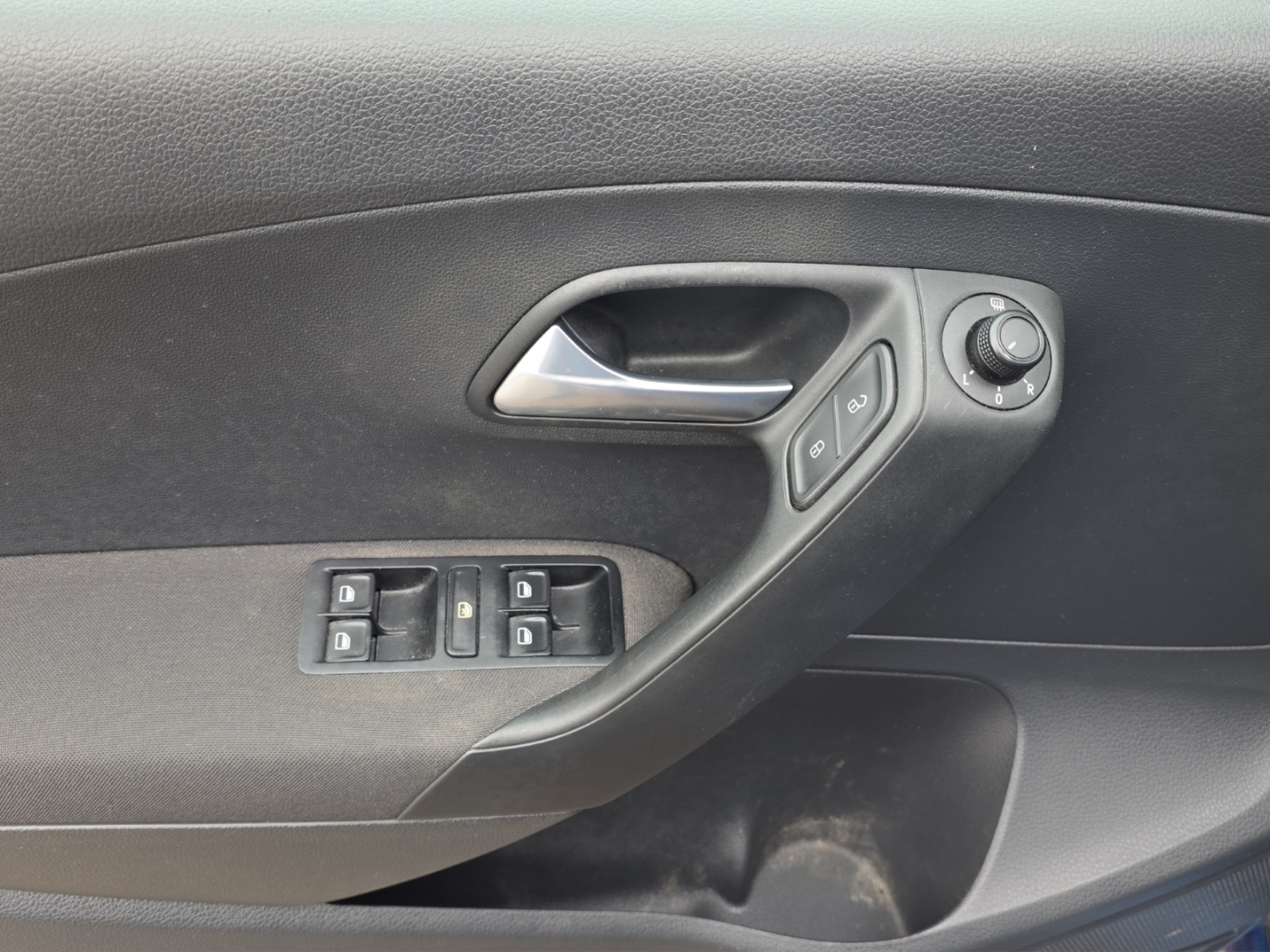 VW Polo Trendline 1.0,Klima,Sitzheizung,Parksensoren, blue silk metallic (blau) – Bild 16