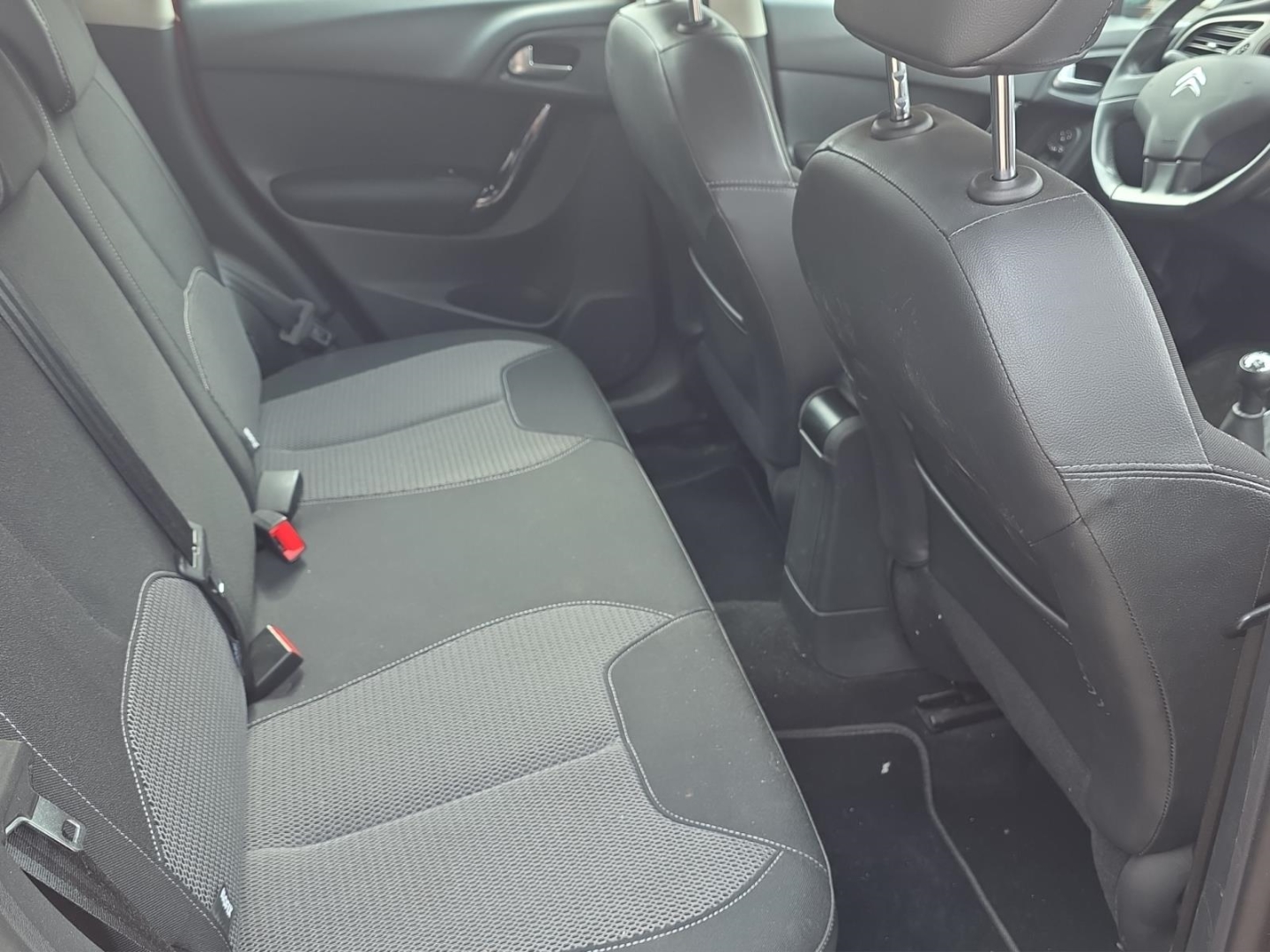 Citroen C3 Selection 1.0, Klima, PDC, Tempomat, lackierung rot rubi/metallic-lackierung mit schutzlack – Bild 10