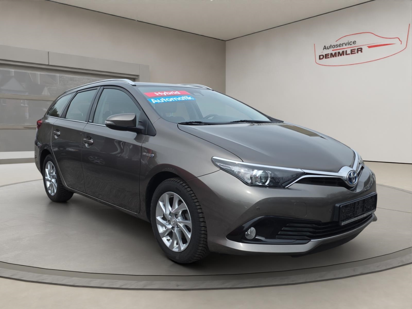 Toyota Auris Touring Sports Hybrid 1.8,Climatronic,R.kamera,Sitzh.,Tempomat, gray metallic (grau) – Bild 3