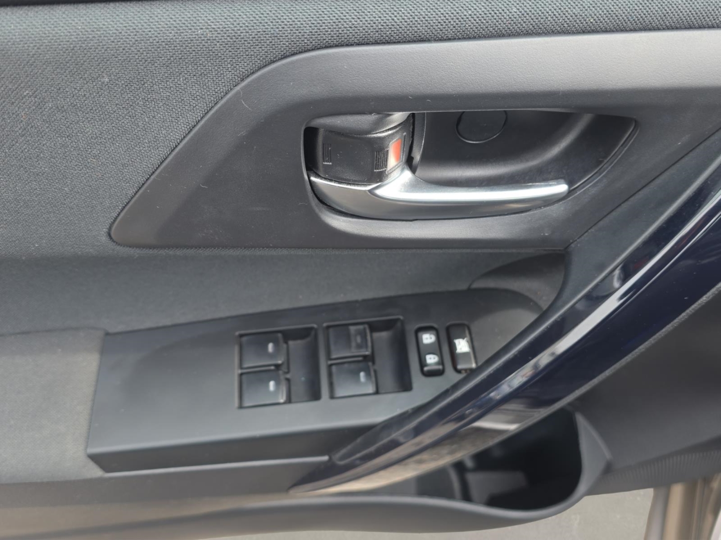 Toyota Auris Touring Sports Hybrid 1.8,Climatronic,R.kamera,Sitzh.,Tempomat, gray metallic (grau) – Bild 14