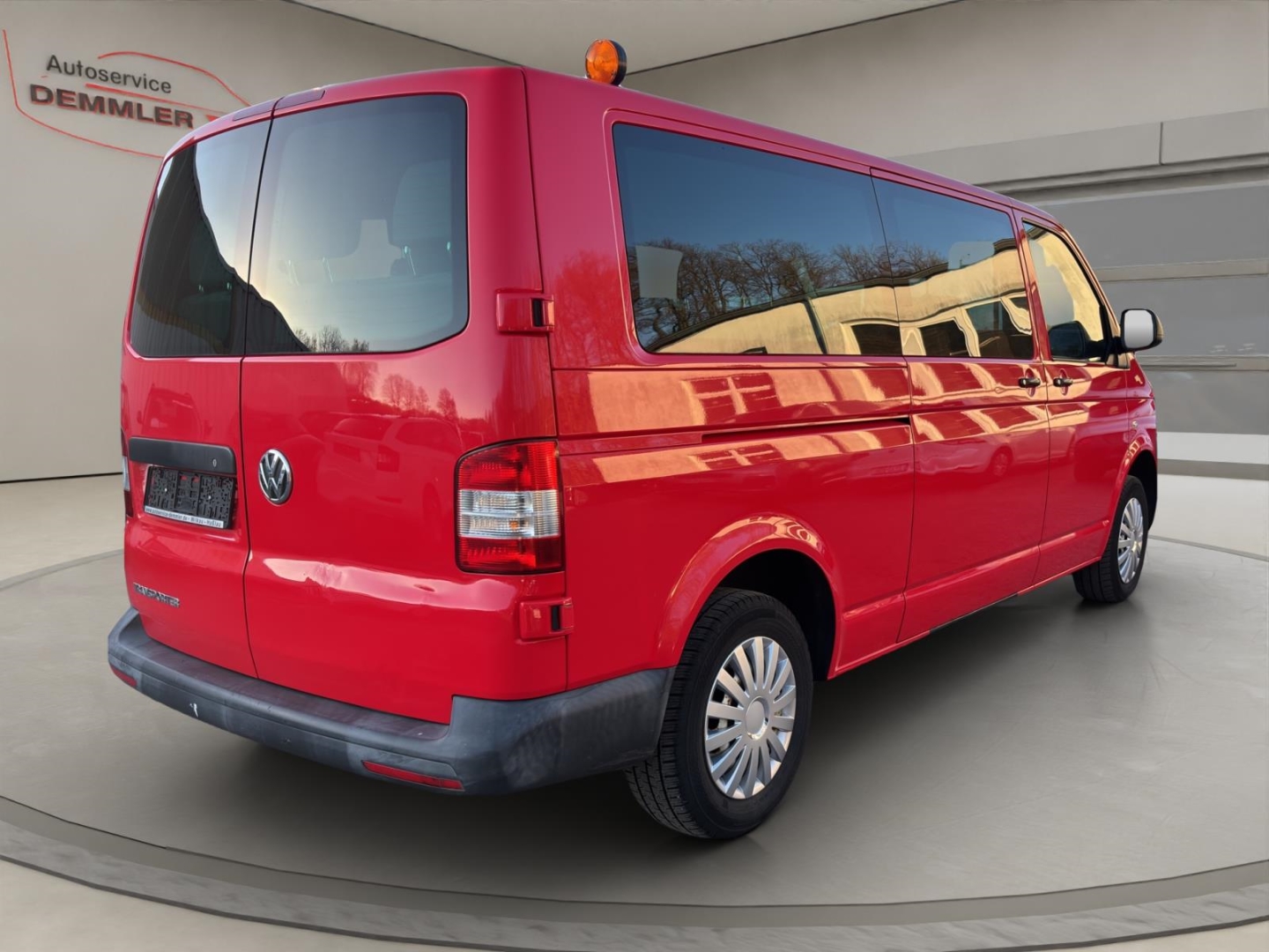 VW Transporter T5 lang ,Klima, Tempomat,Berganfahrass.,Kollisionswarner, rot – Bild 5