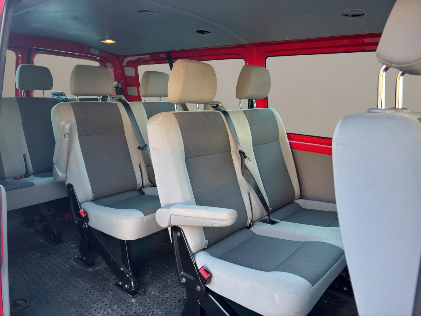 VW Transporter T5 lang ,Klima, Tempomat,Berganfahrass.,Kollisionswarner, rot – Bild 10