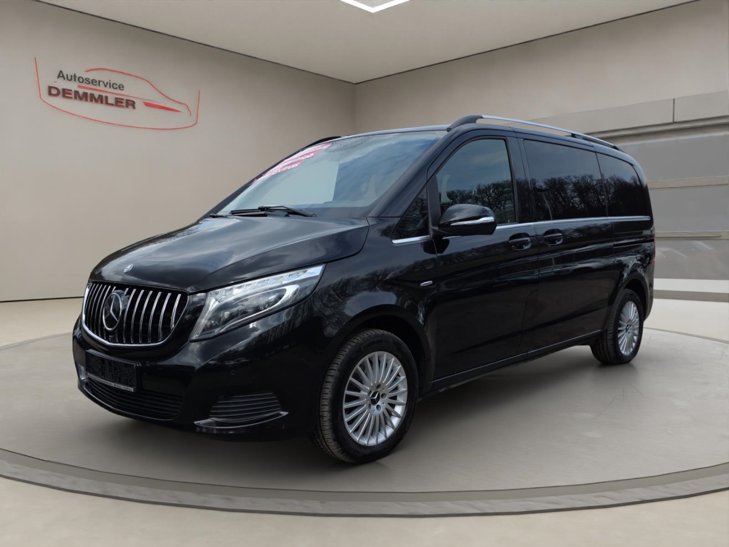 Mercedes-Benz V 250 CDI AVANTG.4MATIC,LED,AHK,Standheizung,Leder,Climatronic, obsidianschwarz metallic