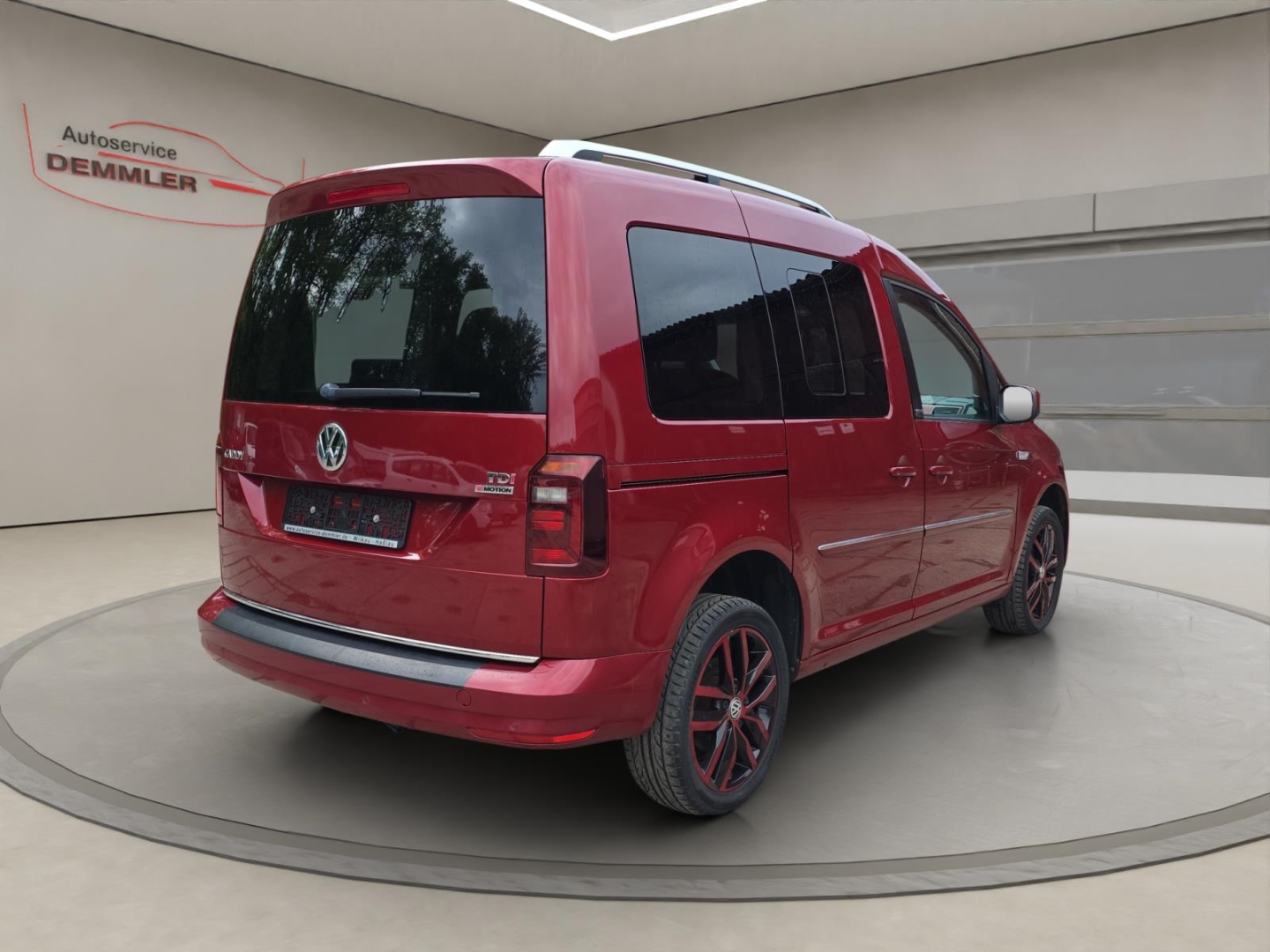 VW Caddy Generation Four 2.0 TDI 4x4,AHK,Xenon,Navi,Standheizung, fortanarot metallic – Bild 5