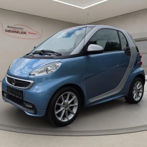 Smart fortwo coupe, Klima,Sitzheizung,Pano-Dach,AudioPaket, blau / silber