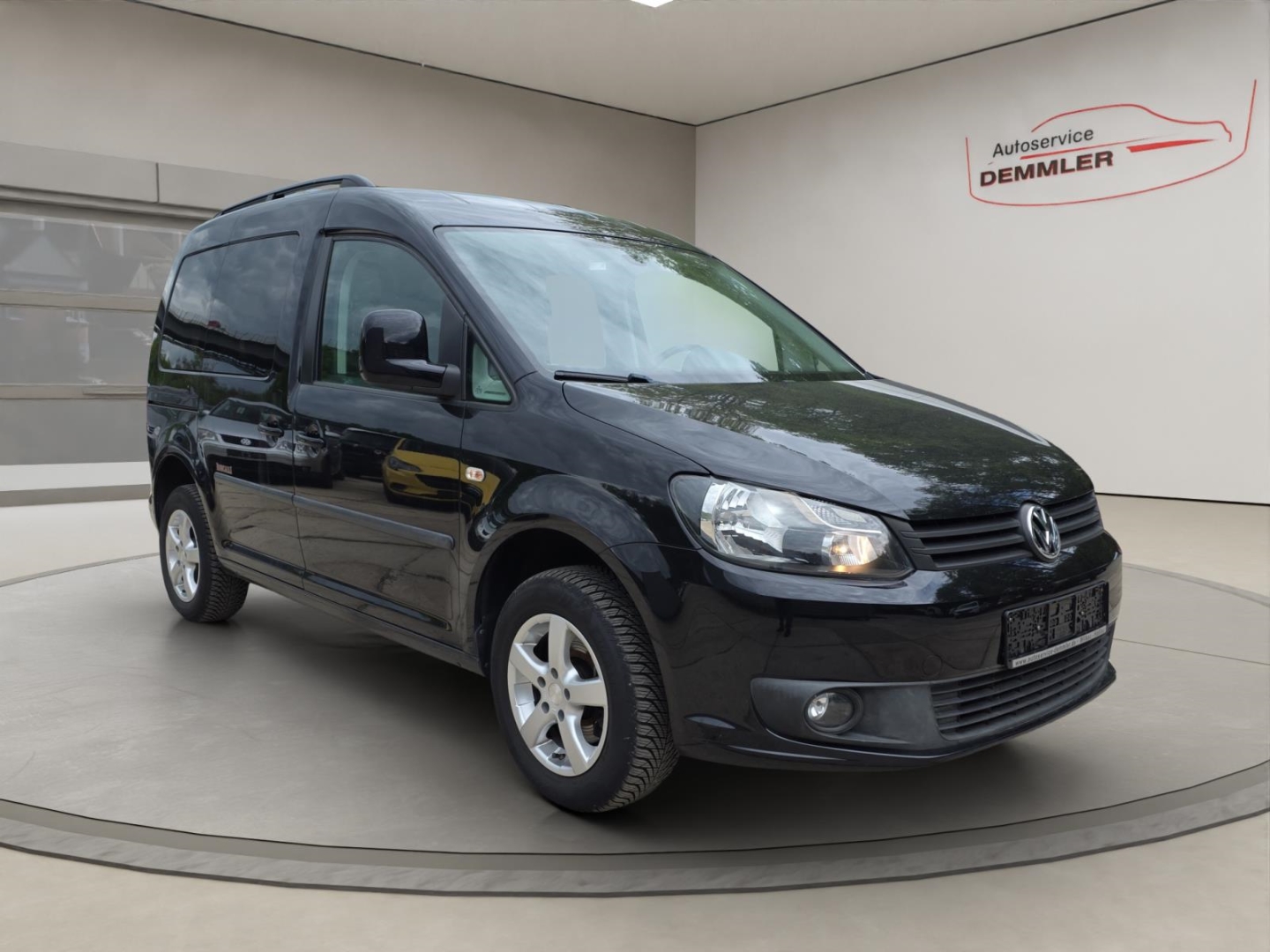 VW Caddy Roncalli 1.6 TDI DSG,Navi,Climatronic,Sitzh., deep black perleffekt (schwarz) – Bild 3
