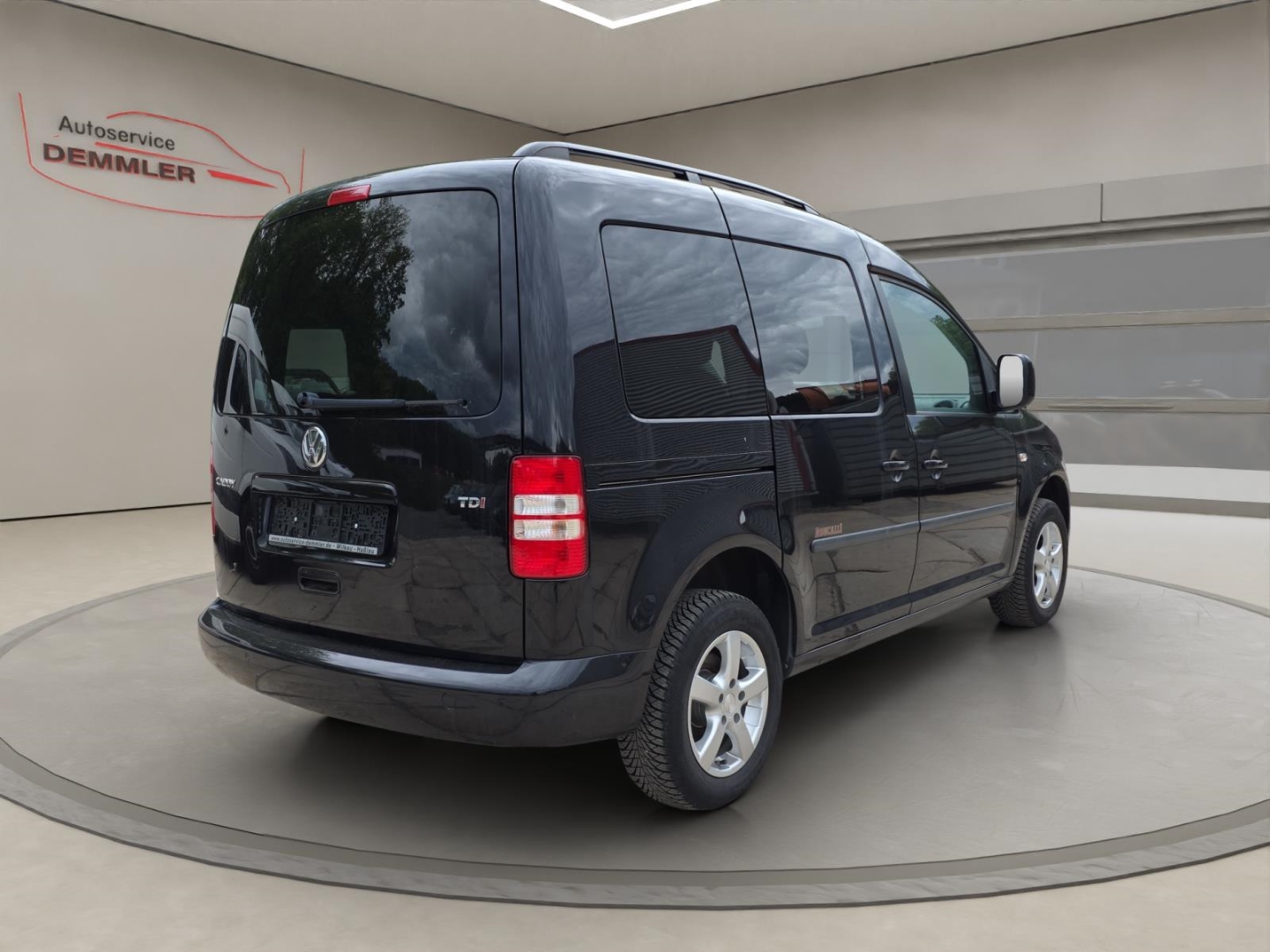 VW Caddy Roncalli 1.6 TDI DSG,Navi,Climatronic,Sitzh., deep black perleffekt (schwarz) – Bild 5