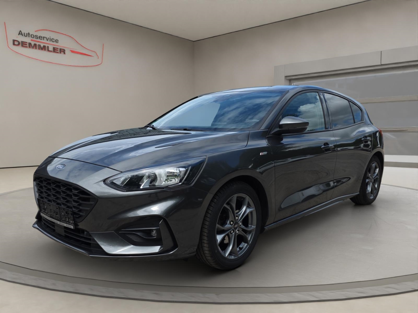 Ford Focus ST-Line 1.5 Navi,Climatronic,Winter-P.,CarPlay, magnetic-grau (metallic)