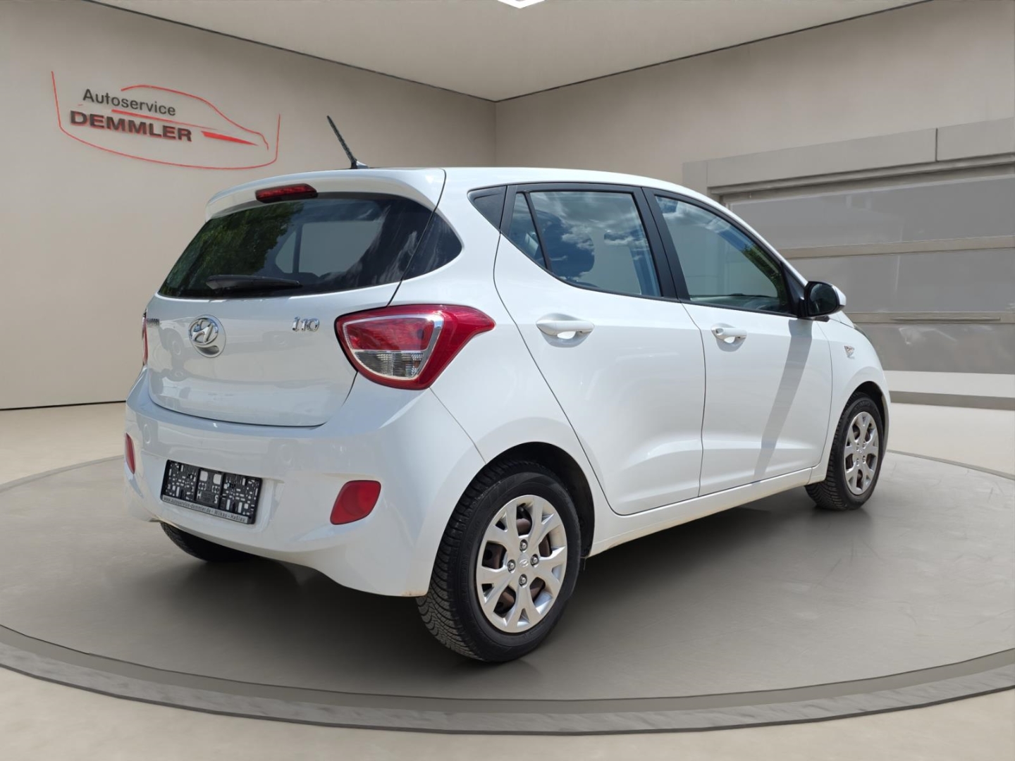 Hyundai i10 1.0, Klima ,Radio ,USB, weiss – Bild 5