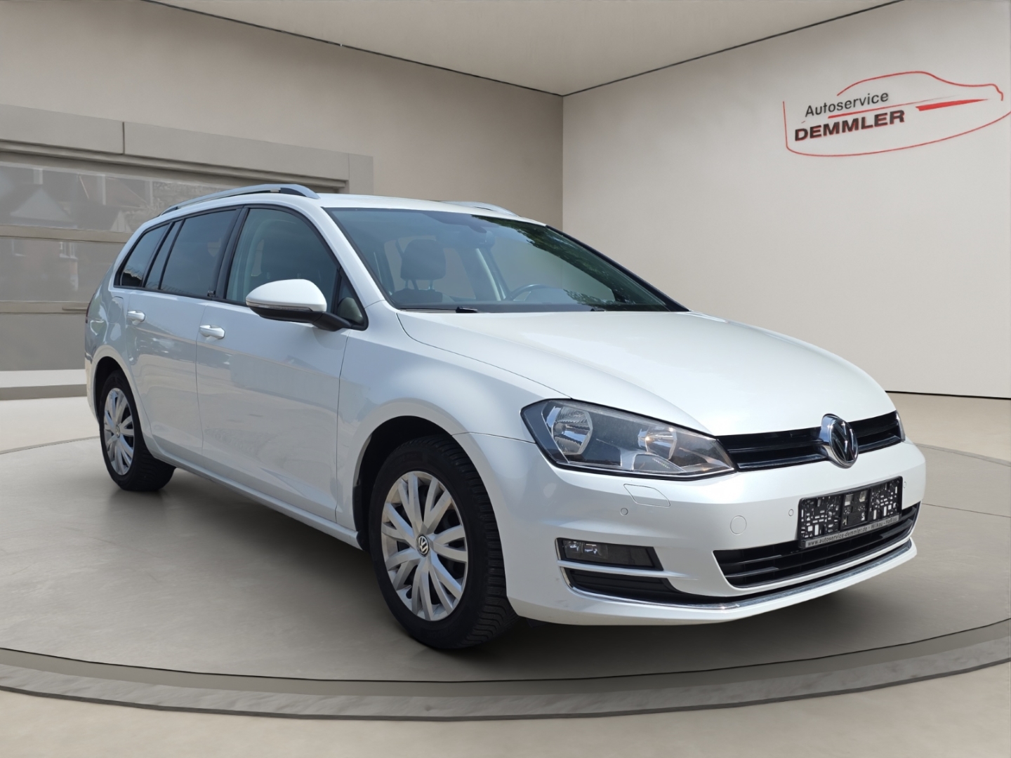 VW Golf VII 1.2 TSI, Climatronic,Tempomat,Sitzh.,PDC, oryxweiß perlmutteffekt – Bild 3