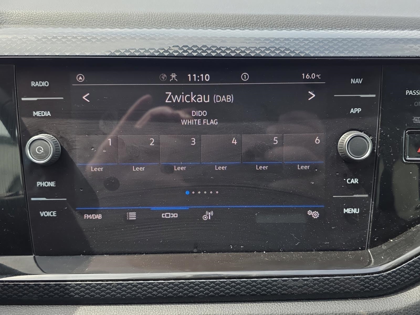 VW Taigo 1.0 TSI DSG,ACC, Matrix-LED,Rückfahrk.,CarPlay, pure white (weiss) – Bild 16