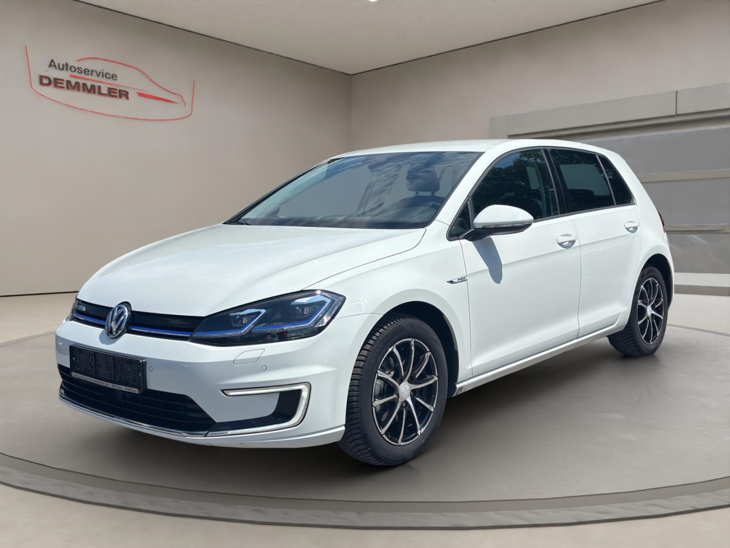 VW Golf VII e-Golf,Climatronic,Winter-P.,LED,Navi,Parksensoren, pure white (weiss)