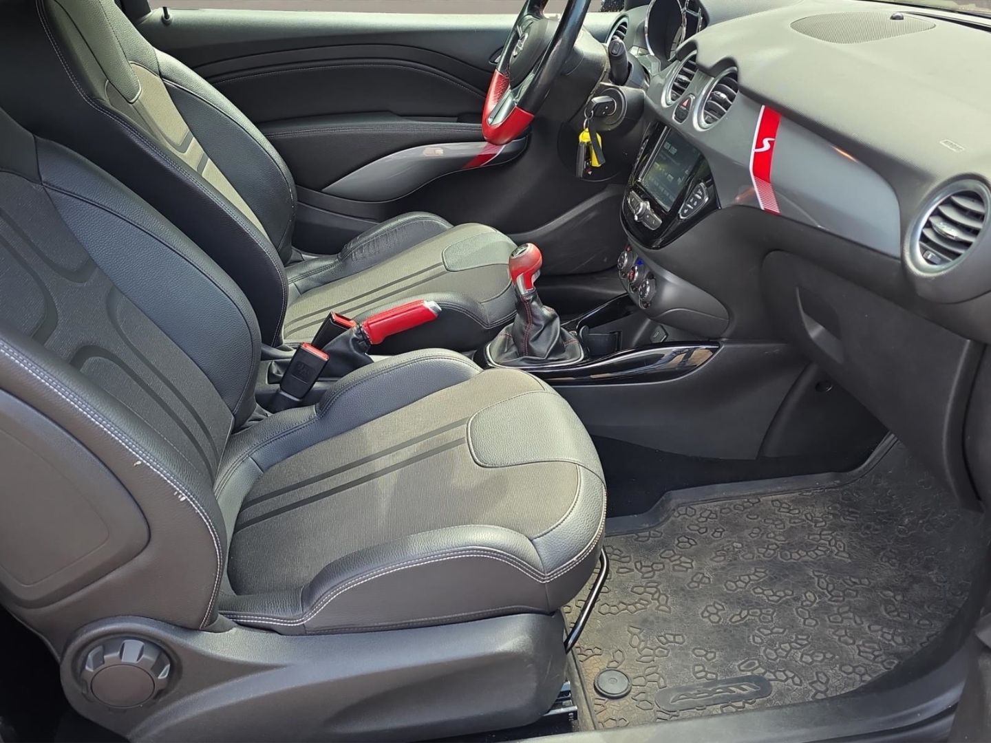 Opel Adam Rocks S 1.4 Turbo,Climatronic,Sitzh.,PDC,CarPlay, fire red (uni) (rot) – Bild 9