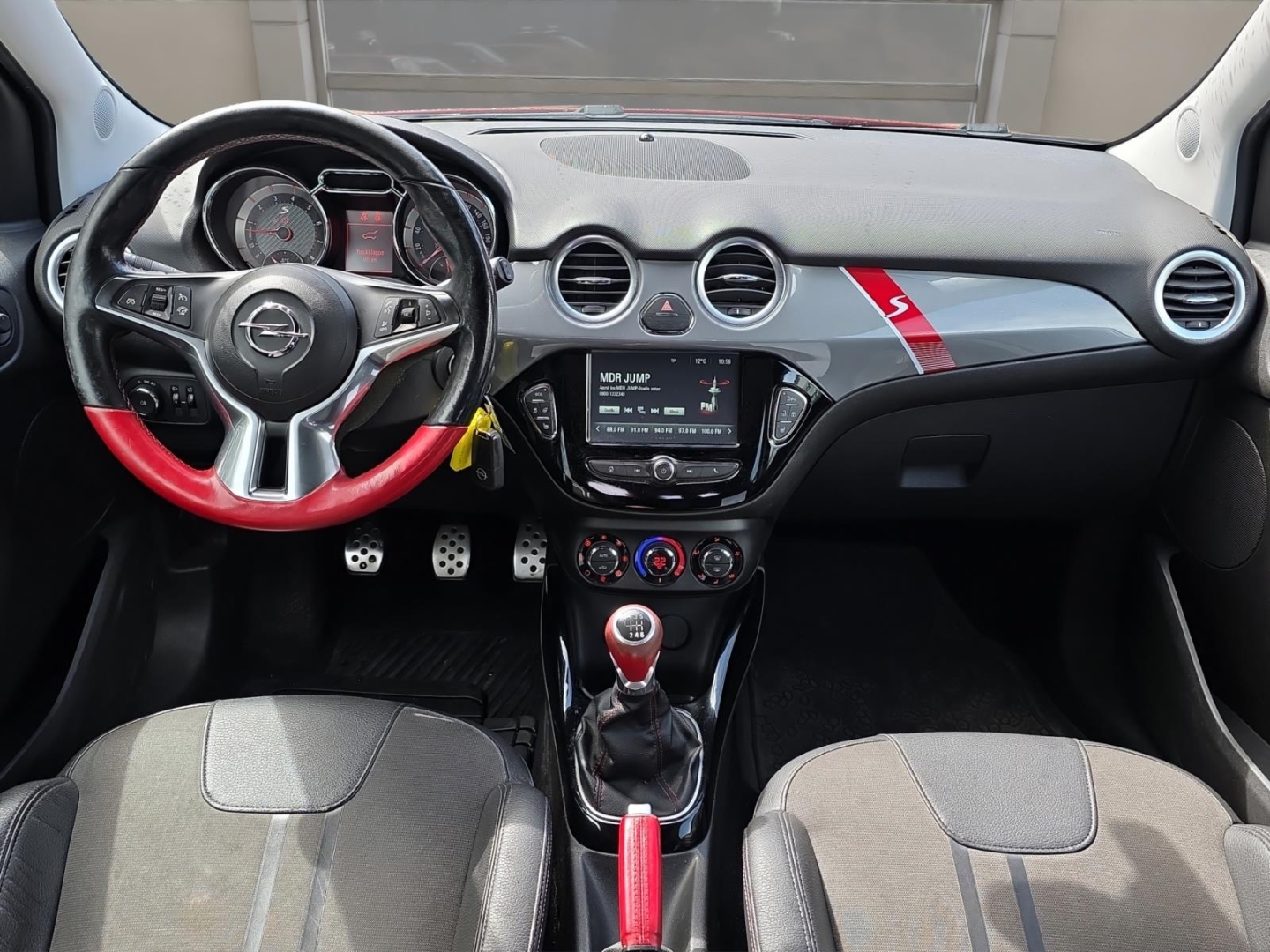 Opel Adam Rocks S 1.4 Turbo,Climatronic,Sitzh.,PDC,CarPlay, fire red (uni) (rot) – Bild 11