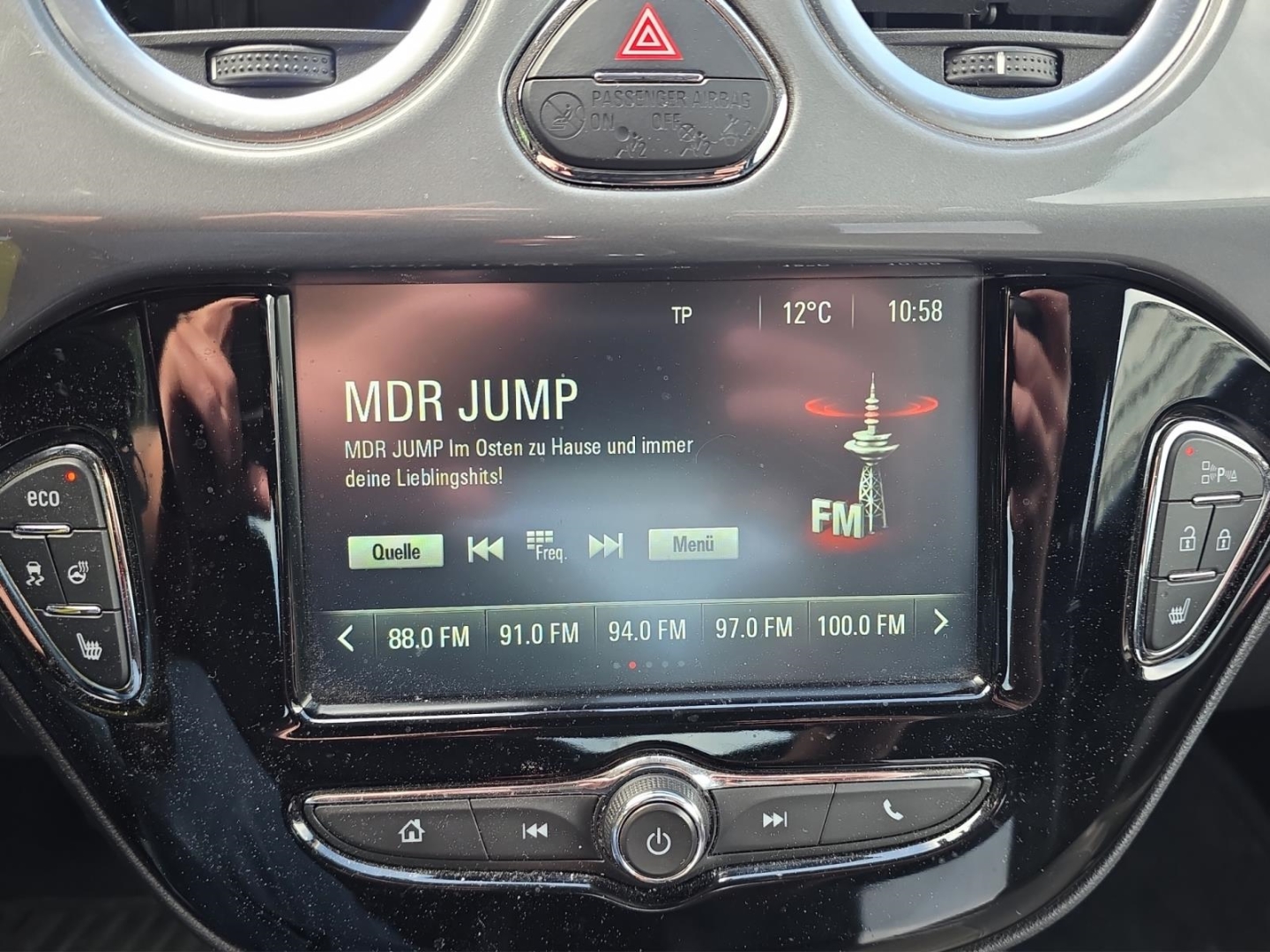 Opel Adam Rocks S 1.4 Turbo,Climatronic,Sitzh.,PDC,CarPlay, fire red (uni) (rot) – Bild 16