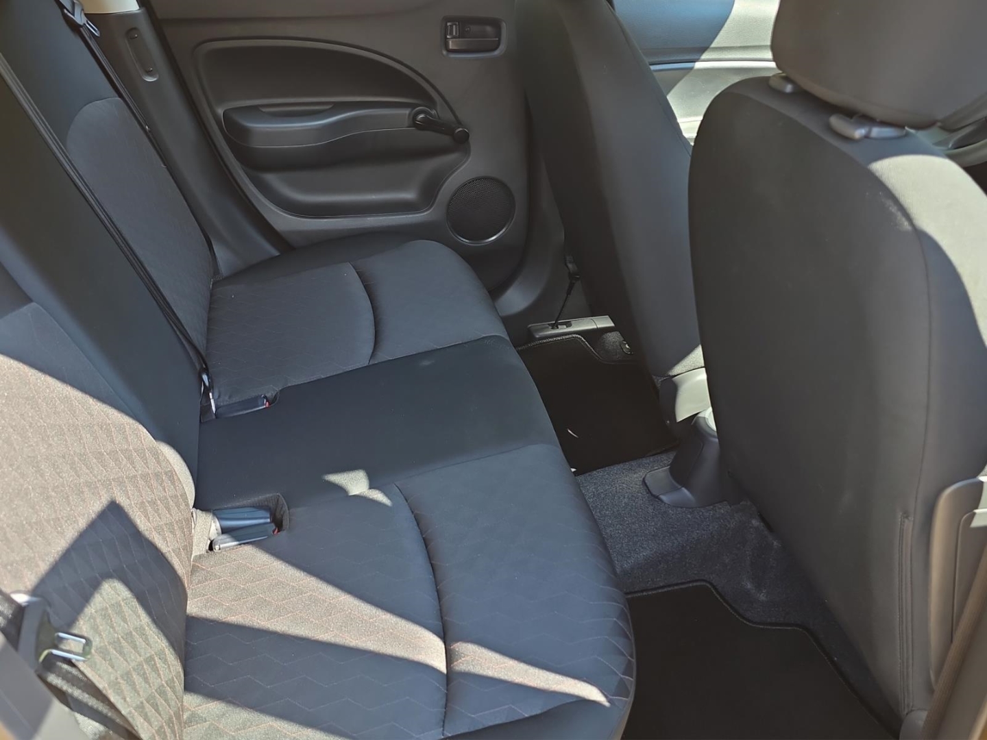 Mitsubishi Space Star 1.2, Klima, DAB-Radio, Abstandswarner, Berganfahrassistent, citrin-gelb (m) – Bild 10