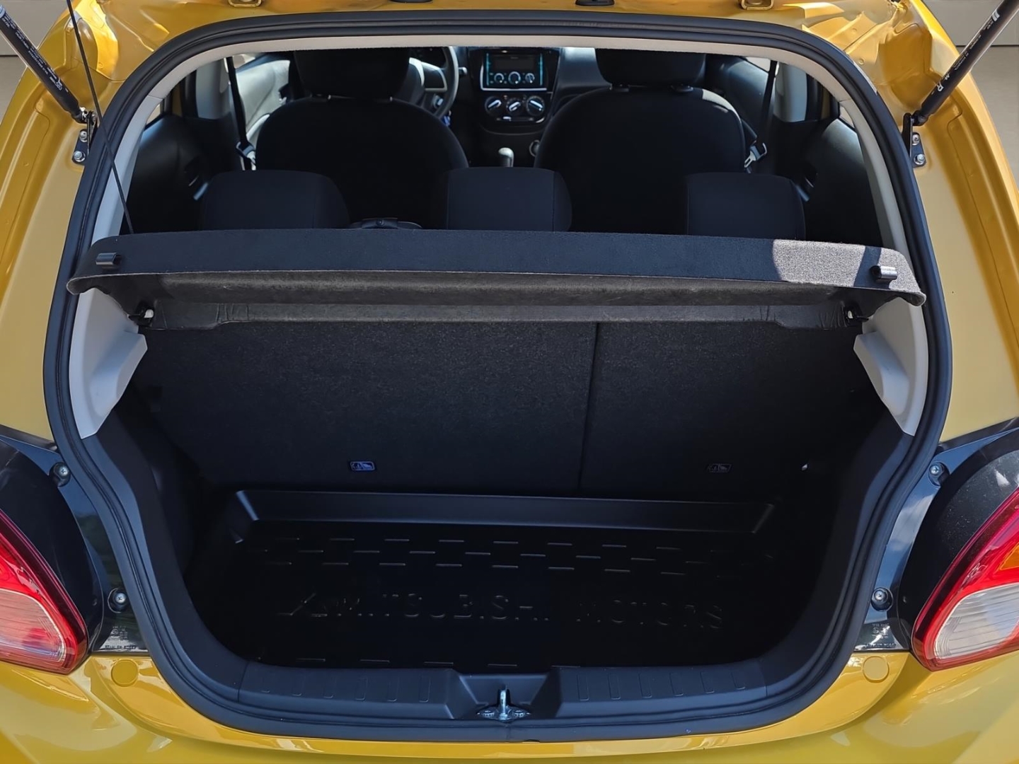 Mitsubishi Space Star 1.2, Klima, DAB-Radio, Abstandswarner, Berganfahrassistent, citrin-gelb (m) – Bild 12
