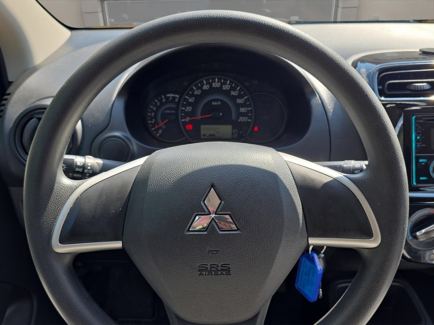 Mitsubishi Space Star 1.2, Klima, DAB-Radio, Abstandswarner, Berganfahrassistent, citrin-gelb (m) – Bild 15