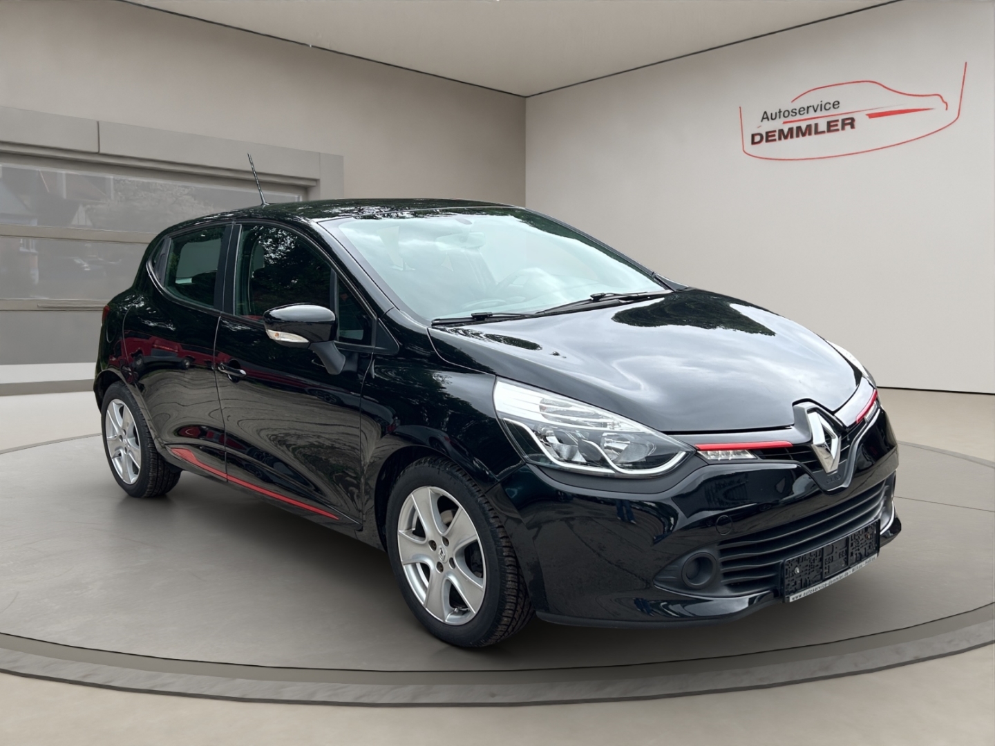 Renault Clio IV Dynamique, Navi, Klima, Tempomat, CarPlay, sternen-schwarz – Bild 3