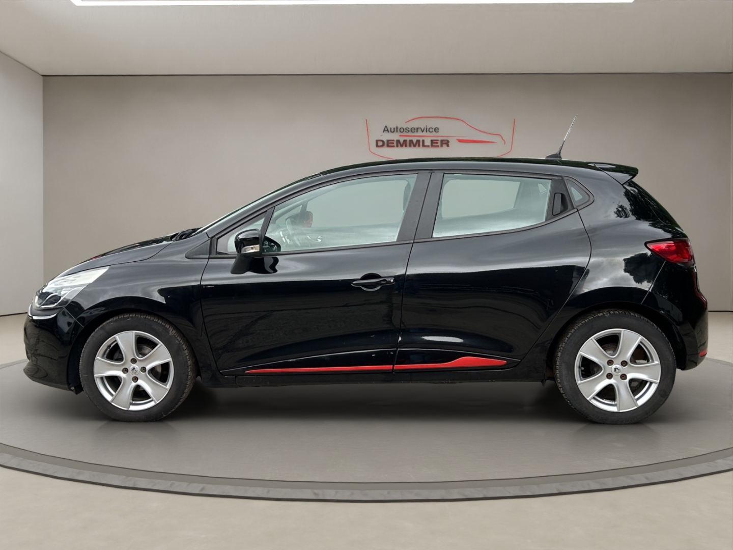 Renault Clio IV Dynamique, Navi, Klima, Tempomat, CarPlay, sternen-schwarz – Bild 8