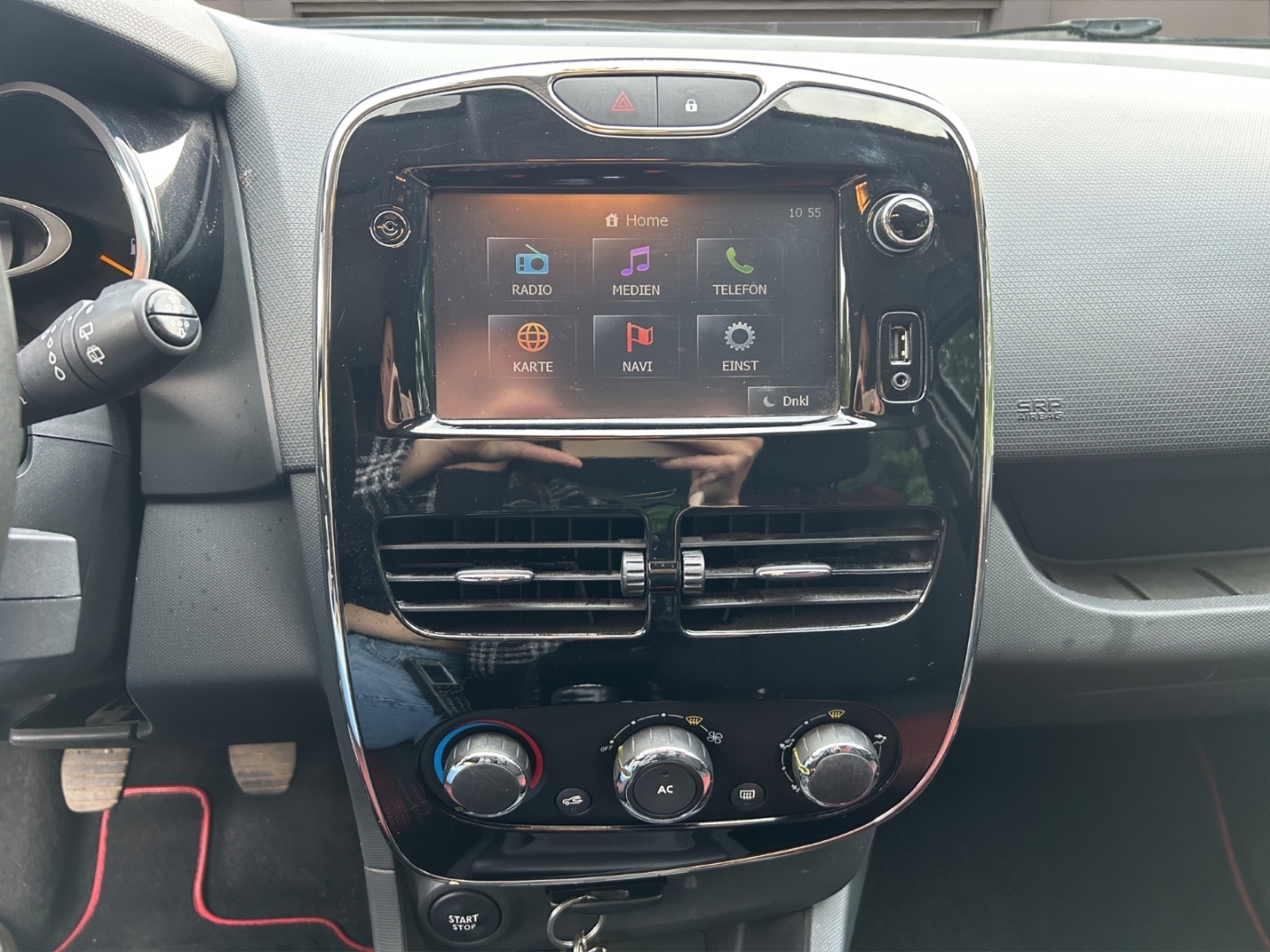 Renault Clio IV Dynamique, Navi, Klima, Tempomat, CarPlay, sternen-schwarz – Bild 14