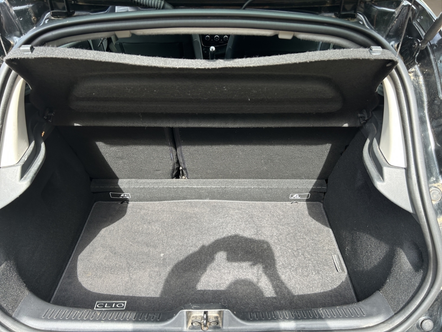 Renault Clio IV Dynamique, Navi, Klima, Tempomat, CarPlay, sternen-schwarz – Bild 17