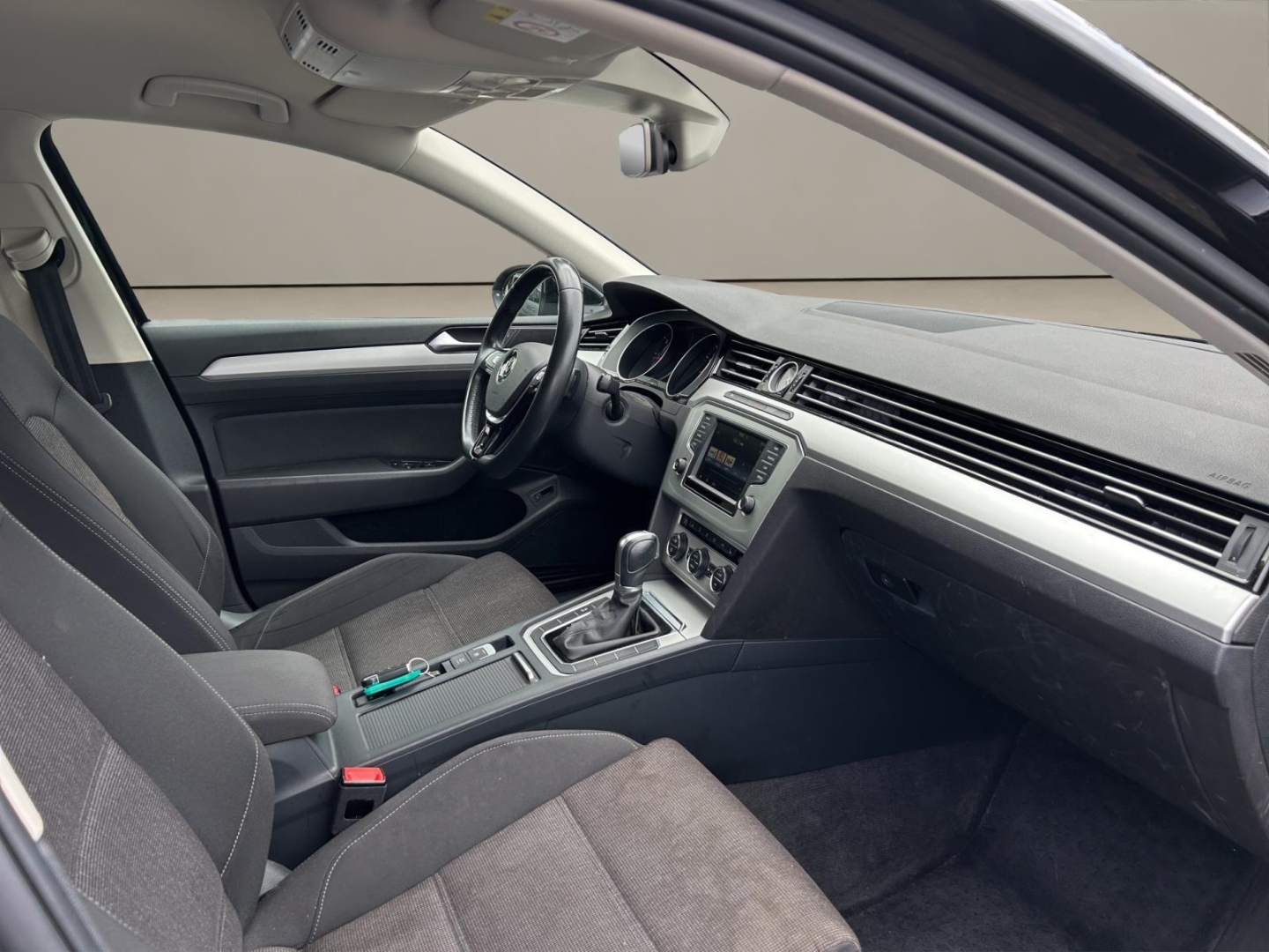 VW Passat Comfortline ,ACC,LED,Navi,Winter-P.,Climatronic, deep black perleffekt (schwarz) – Bild 15