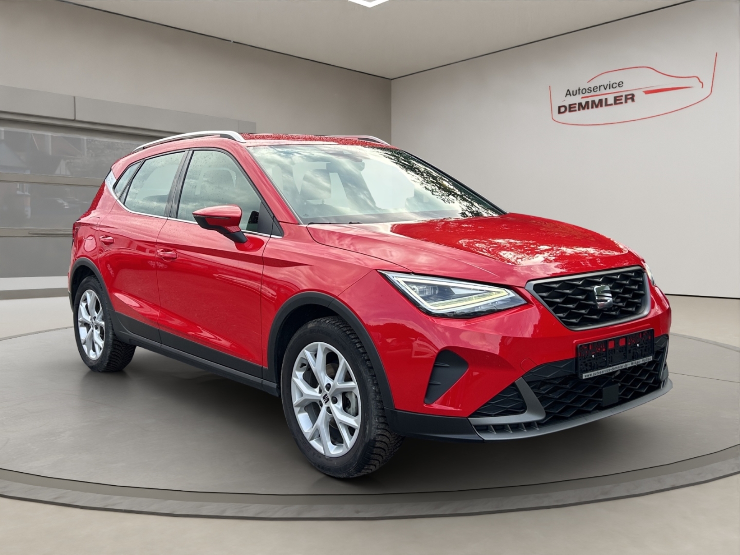 Seat Arona FR ,LED,Climatronic,Navi,Tempomat,DAB,Parksensoren, reinrot – Bild 3