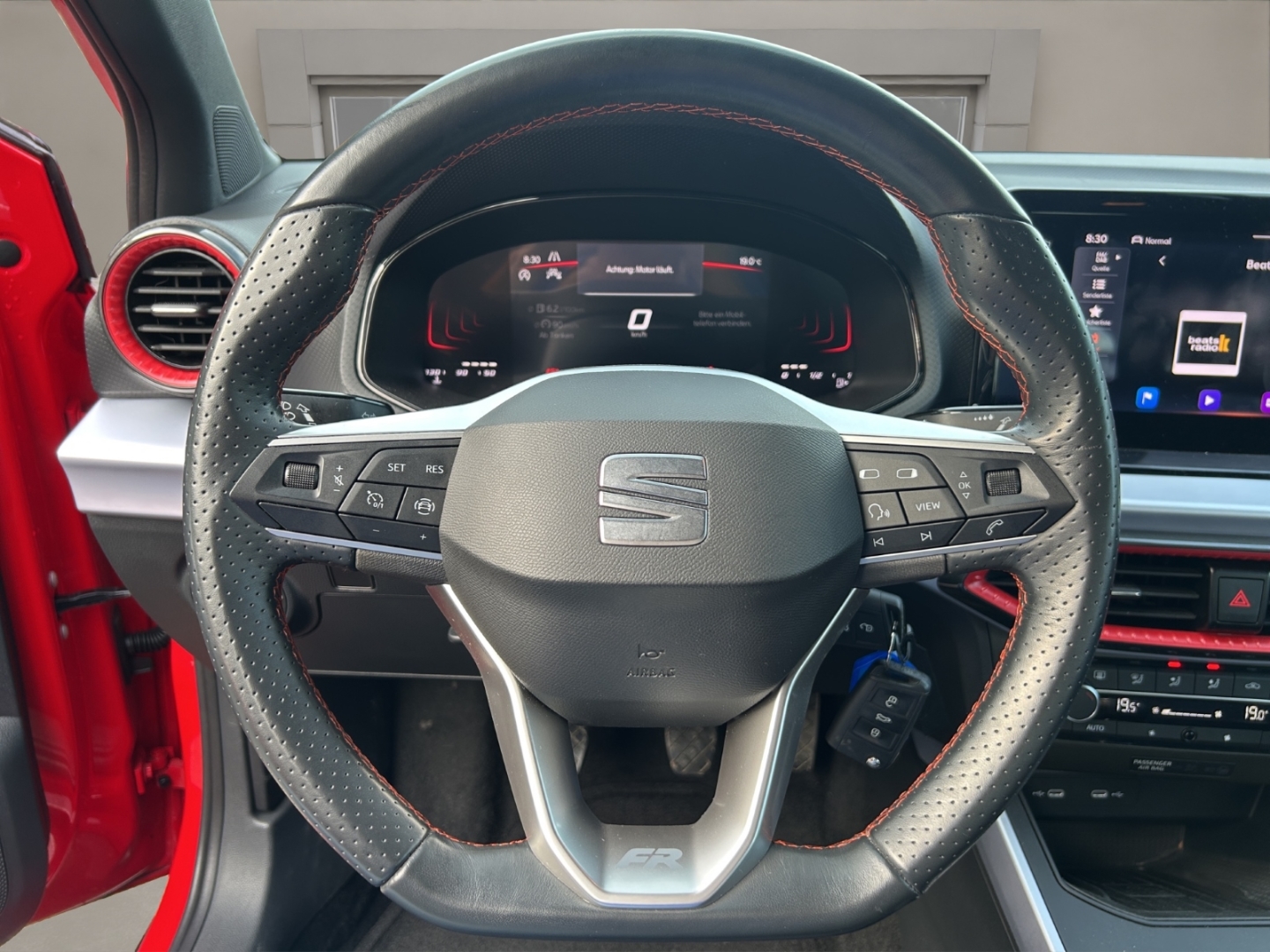 Seat Arona FR ,LED,Climatronic,Navi,Tempomat,DAB,Parksensoren, reinrot – Bild 12