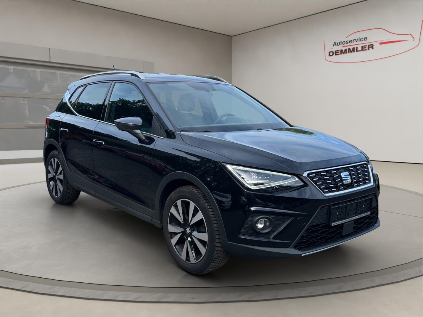 Seat Arona Xcellence BEATS,ACC,Navi,LED,Tempomat,Winter-Paket,, mitternachtsschwarz – Bild 3
