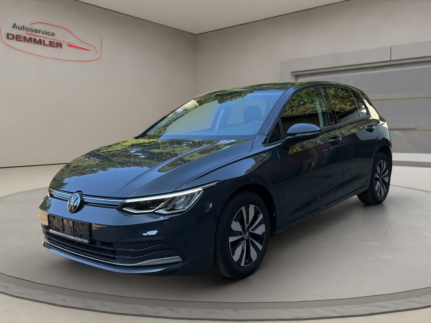 VW Golf VIII Move,LED,Climatronic,R.-Kamera,Sitzheizung,App-Connect, uranograu