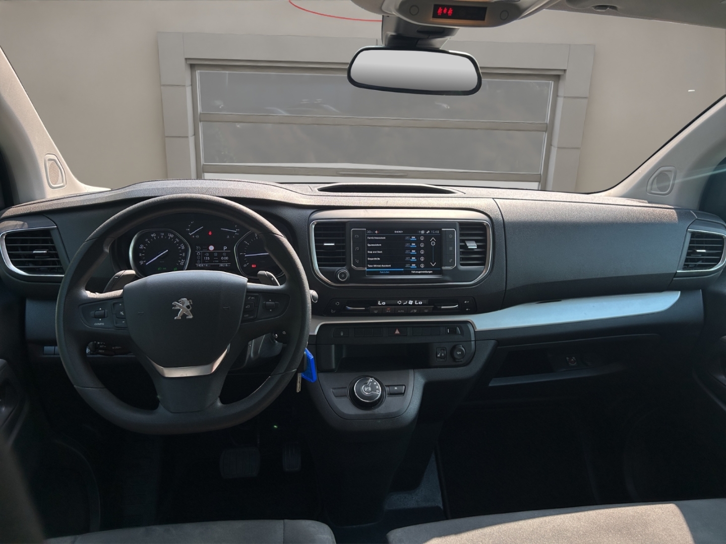 Peugeot Traveller Business,Climatronic,AHK,R.Kamera,Tempomat,Parksensoren, lackierung platinium-grau/typ aussenverkleidung lackiert – Bild 10