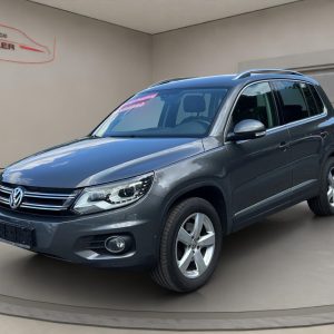 VW Tiguan 4x4,Zahnriemen + TURBO NEU,AHK,Xenon, Navi, pepper grey metallic (grau)