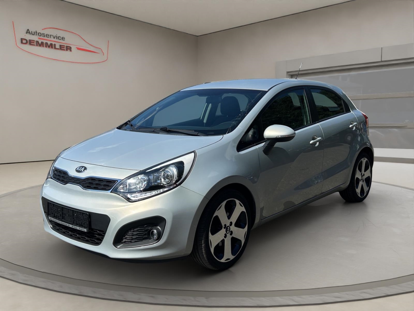 Kia Rio Spirit,Einparkhilfe,Lenkradheizung, Klimaanlage, fresh beige met.