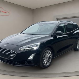 Ford Focus Titanium,LED,AHK,Navi,Tempomat,Winter-P., Klima,R.-Kamera, iridium-schwarz metallic