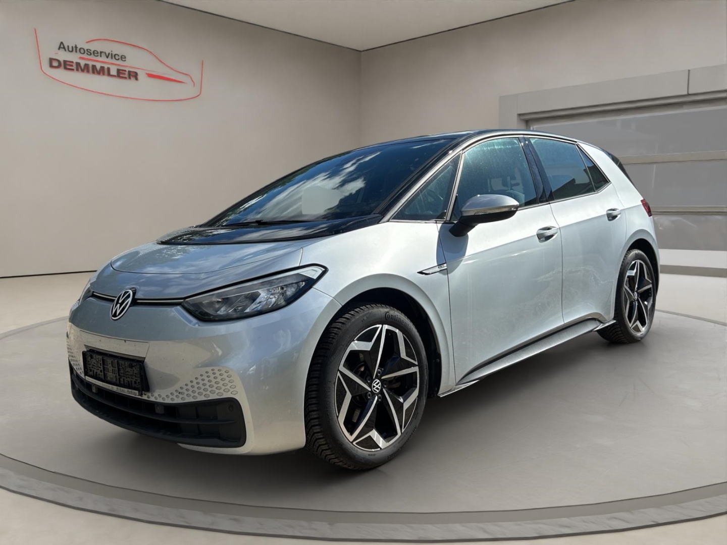VW ID.3 Pro Performance,Navi,LED,Climatronic,Winterpaket, PDC, scale silver metallic (silber)