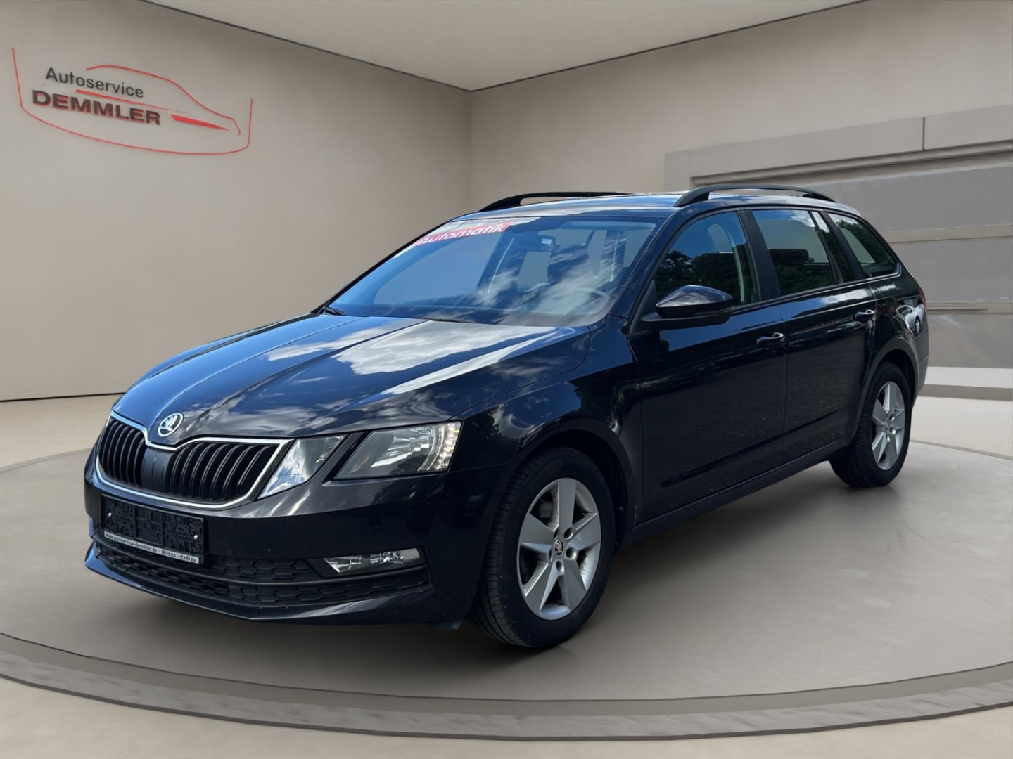 Skoda Octavia Combi Ambition DSG, Climatronic, Sitzheizung, App-Connect, schwarz-magic perleffekt