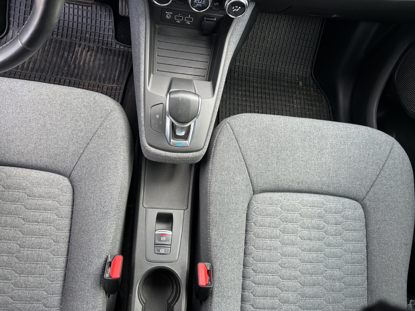 Renault ZOE 52kWh,LED,Climatronic,Sitzheizung,Navi,R.Kamera, weiß – Bild 13