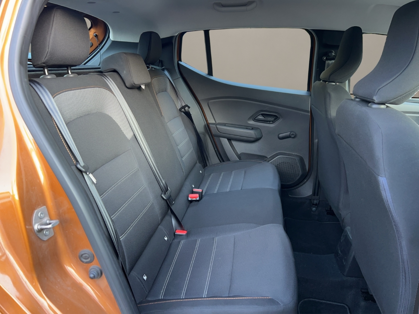 Dacia Sandero III Stepway ,LED, Klima, DAB, Tempomat, orange atacama – Bild 16