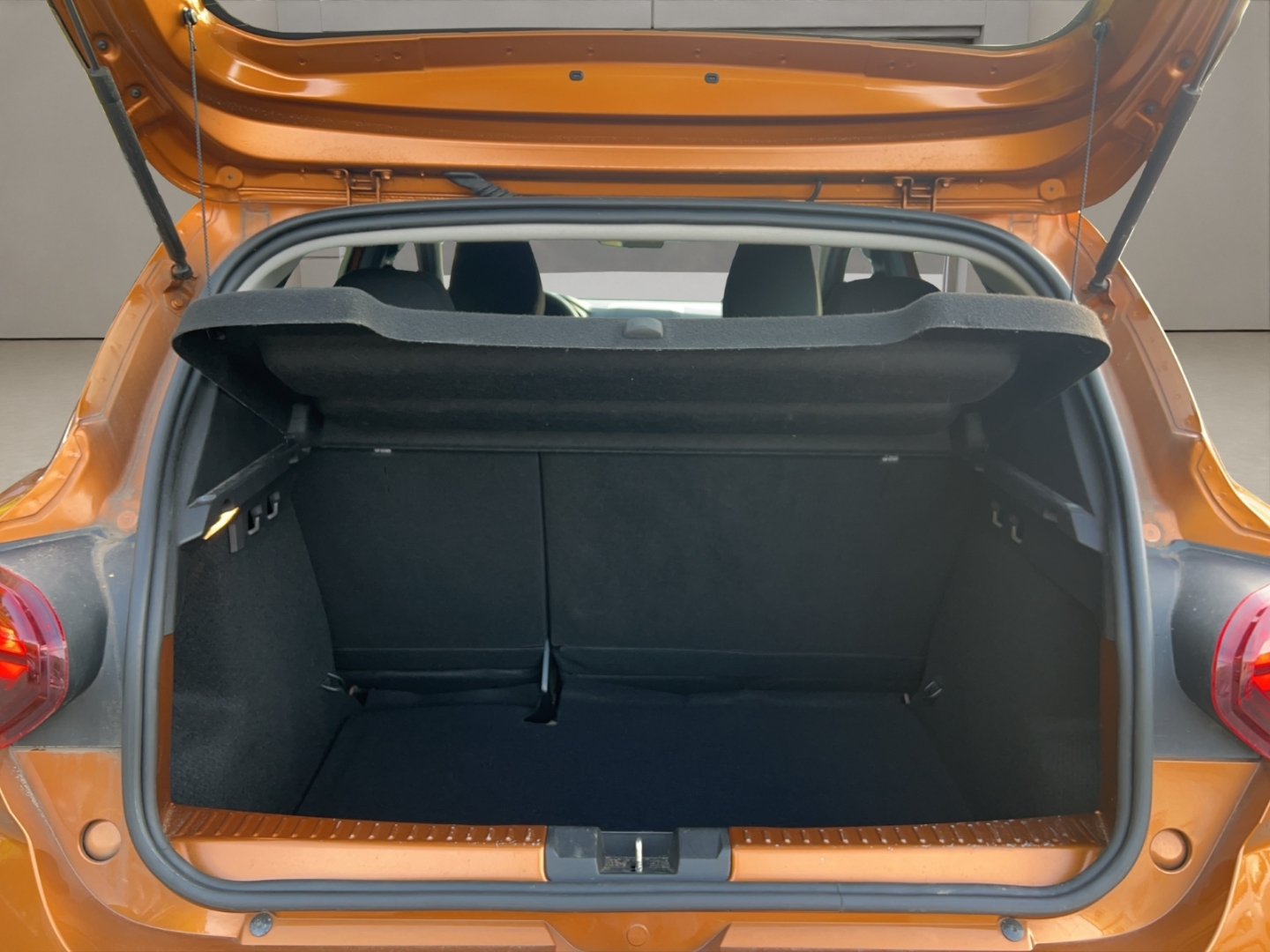 Dacia Sandero III Stepway ,LED, Klima, DAB, Tempomat, orange atacama – Bild 17