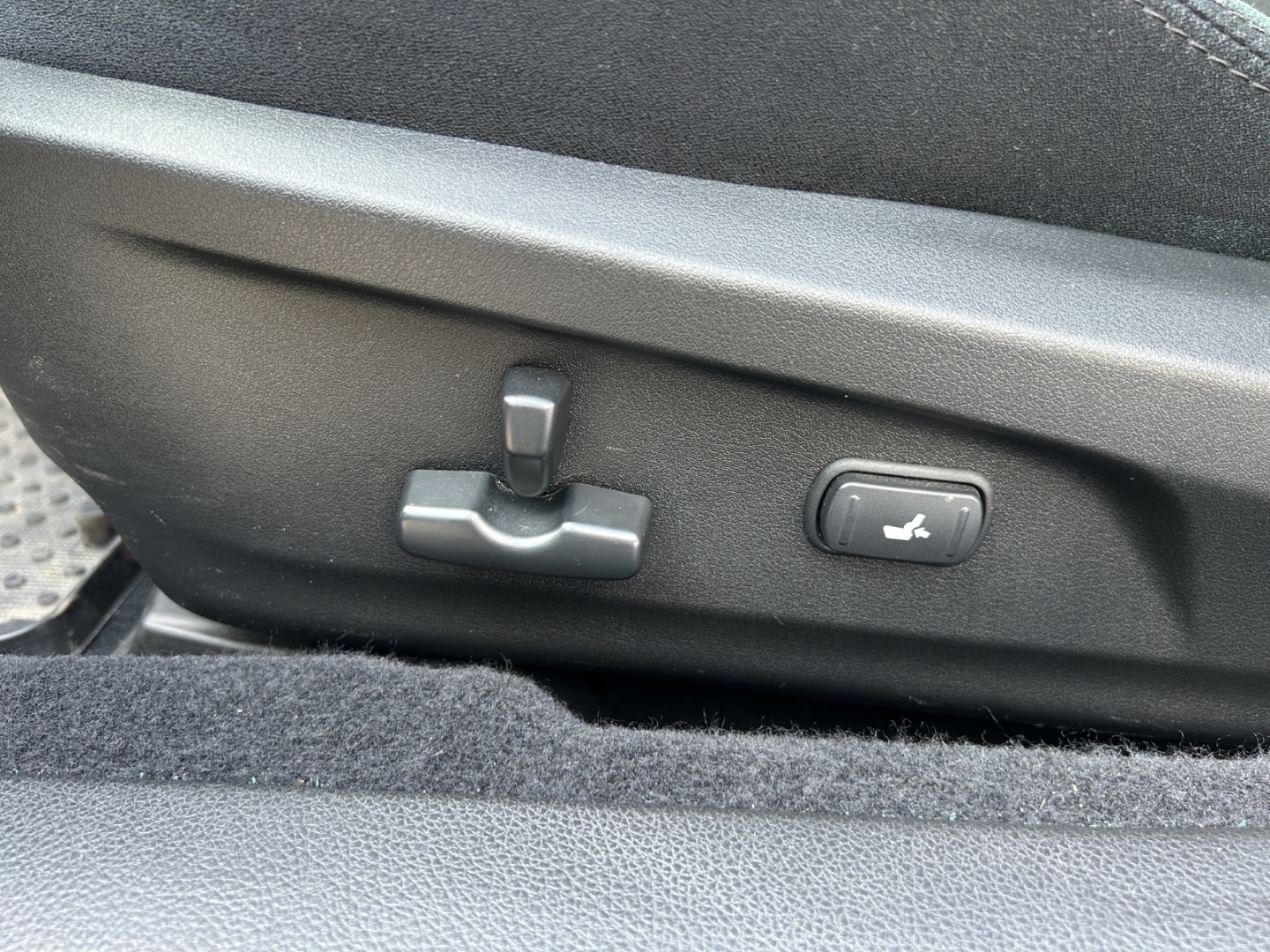 Subaru Legacy Outback, Xenon,Klima,Schiebedach,Tempomat,Sitzheizung, burnished bronze met (braun) – Bild 16
