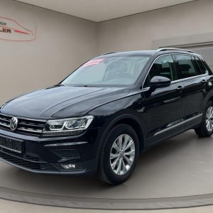 VW Tiguan Comfortline 4x4, AHK,R.Kamera,Climatronic, deep black perleffekt (schwarz)