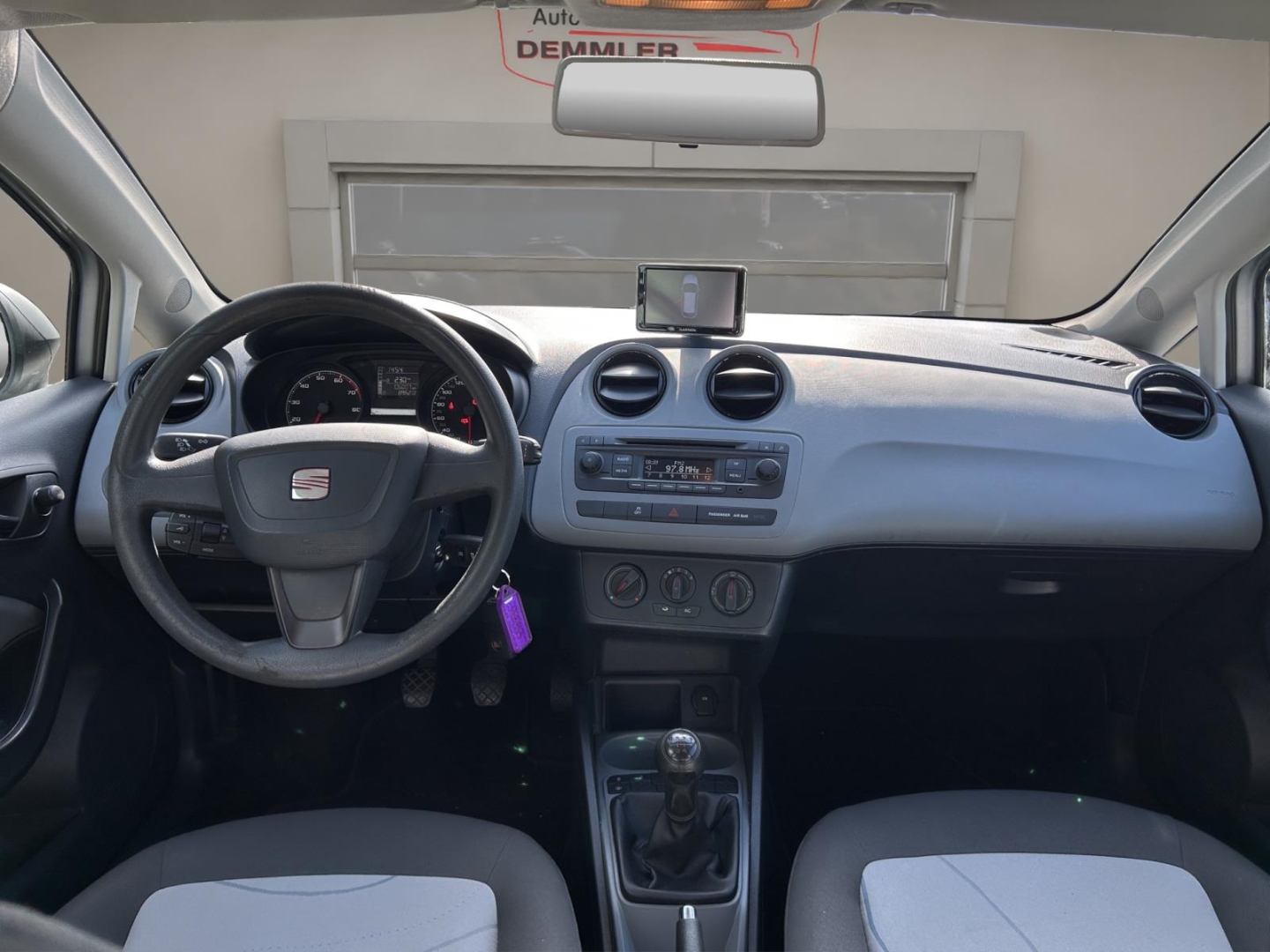 Seat Ibiza ST Reference,Klima, Navi ,Radio MP3, estrella silber – Bild 10