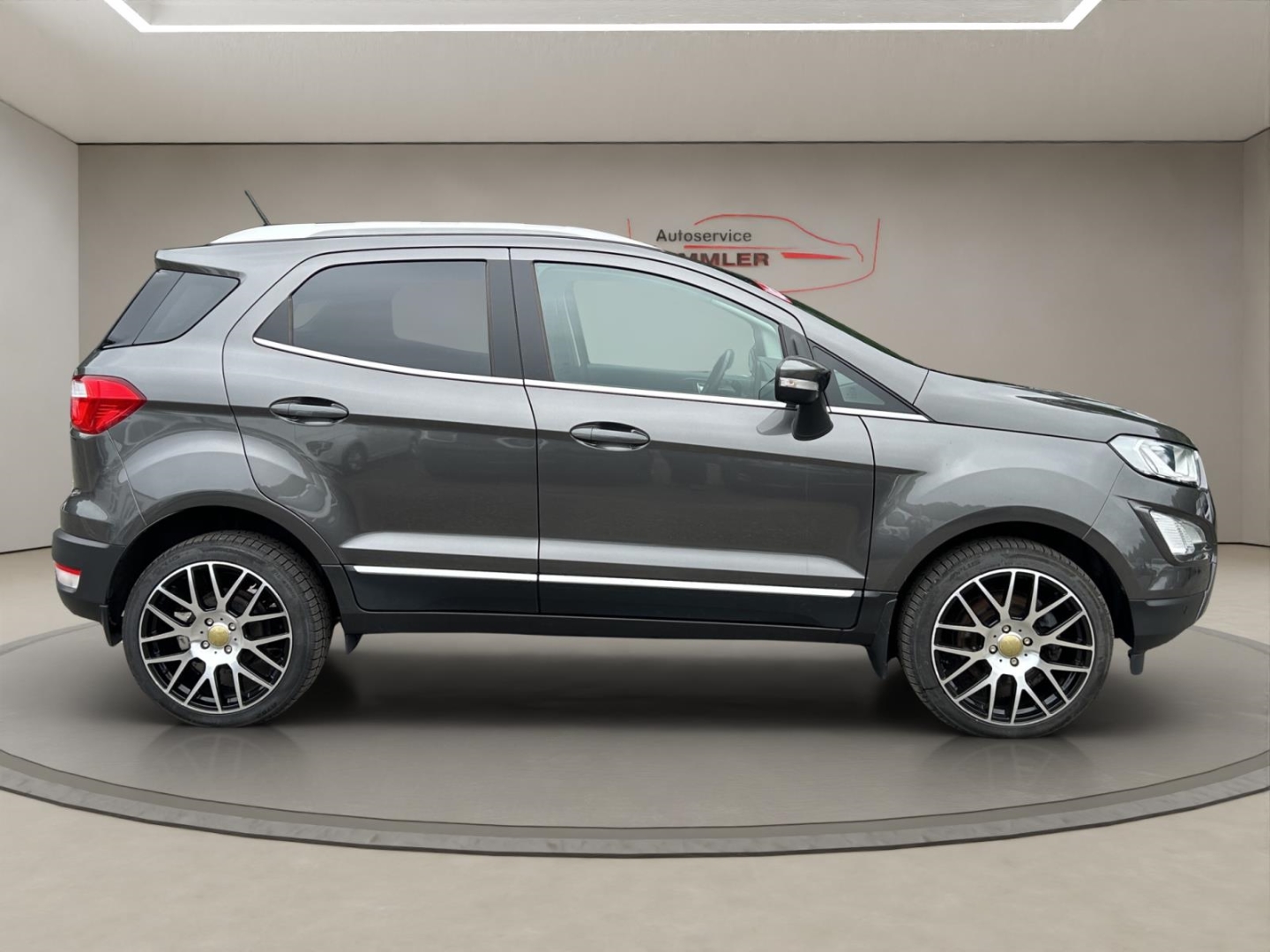 Ford EcoSport Titanium 4X4,AHK,Xenon,Tempomat,Winterpaket, magnetic-grau (metallic) – Bild 4
